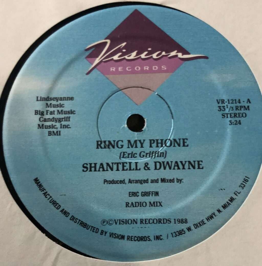 Shantell & Dwayne – Ring My Phone